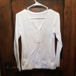 Eddie Bauer decorative long sleeve T